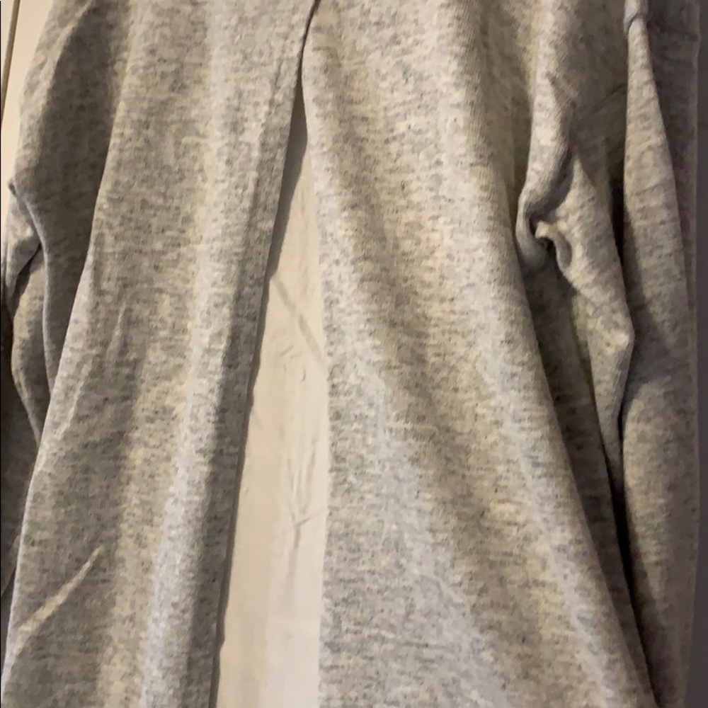 Sweater - Picture 4 of 4